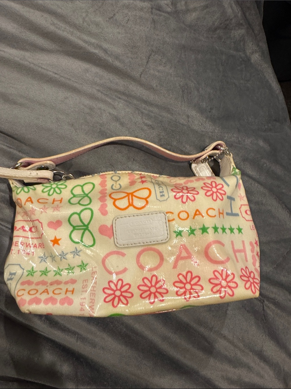 Coach poppy Cream Multicolor Logo & Floral Wristlet